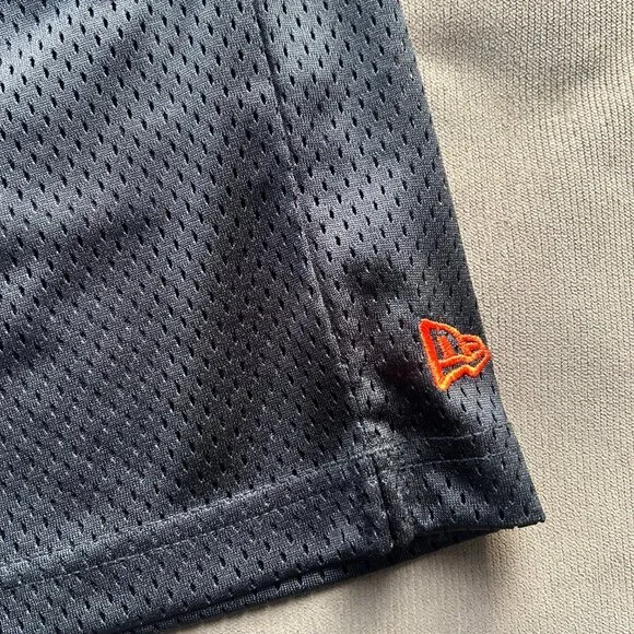 San Francisco Giants Team Shorts by New Era - Picture 3 of 5